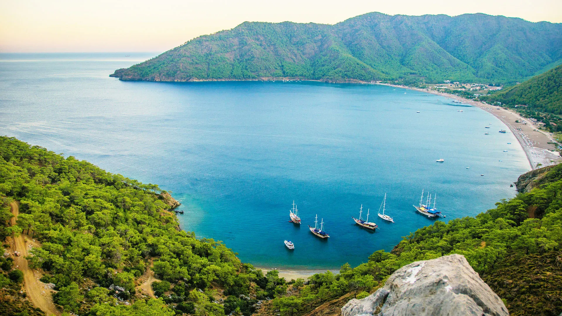 Adrasan - golf liniștit și vacanță aproape de natură în Antalya